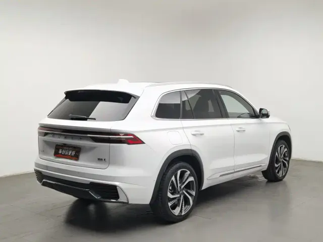 Geely Xingyue L — Фото автомобиля 2