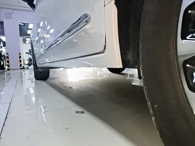 Wuling Jiachen — Фото автомобиля 21