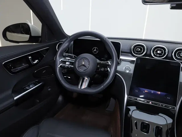 Mercedes-Benz C-Class — Фото автомобиля 11
