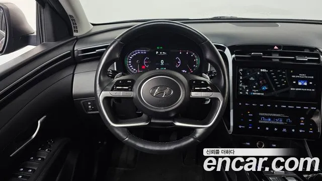 Hyundai Tucson Tucson (NX4) Дизель 2.0 2WD — Фото автомобиля 15