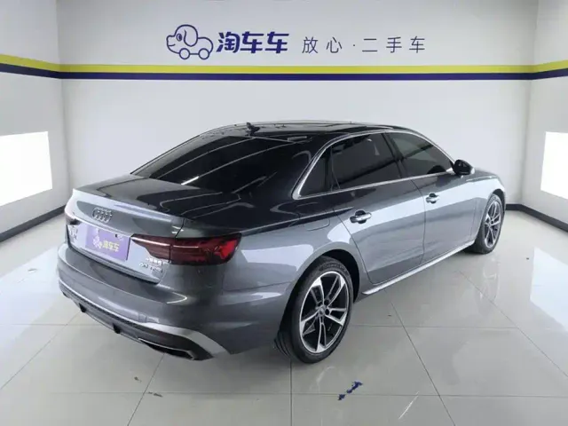 Audi A4L — Фото автомобиля 3
