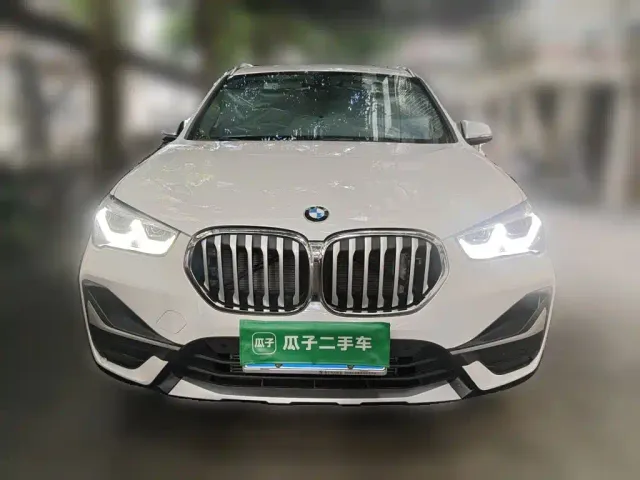 BMW X1 — Фото автомобиля 2