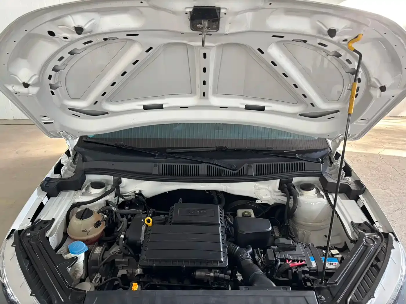 Škoda Kamiq 2022 1.5L Automatic Comfort Edition — Фото автомобиля 18