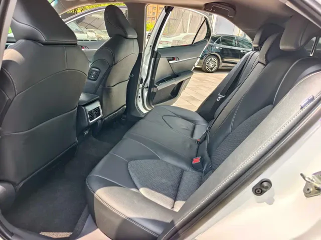 Toyota Camry — Фото автомобиля 10