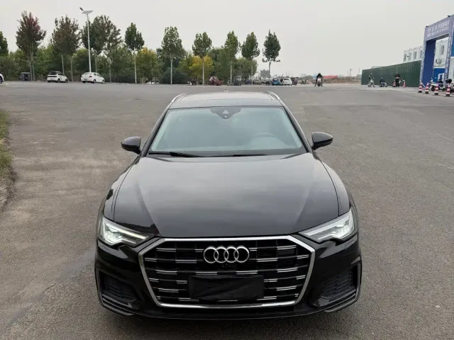 Audi A6 — Фото автомобиля 2