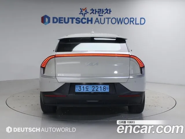 Kia EV6 — Фото автомобиля 4