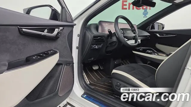 Kia EV6 — Фото автомобиля 26