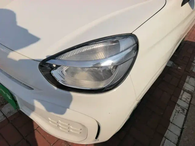 Roewe Clever — Фото автомобиля 23