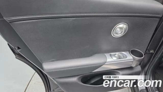 Genesis GV60 — Фото автомобиля 23