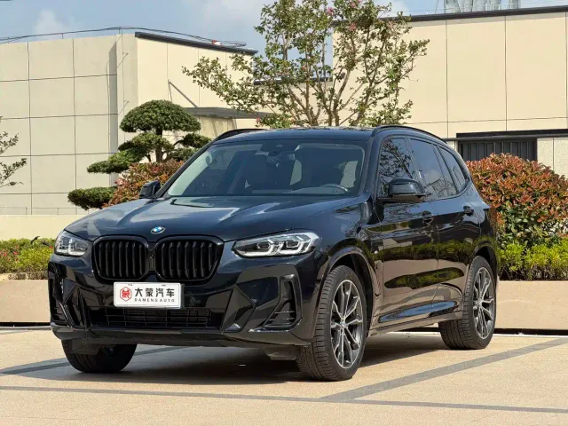 Фотография автомобиля — BMW X3