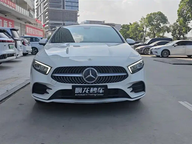 Mercedes-Benz A-Class — Фото автомобиля 2