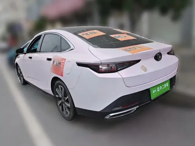 Changan Eado 2024 Model 1.5T GDI Auto Flagship Type — Фото автомобиля 23