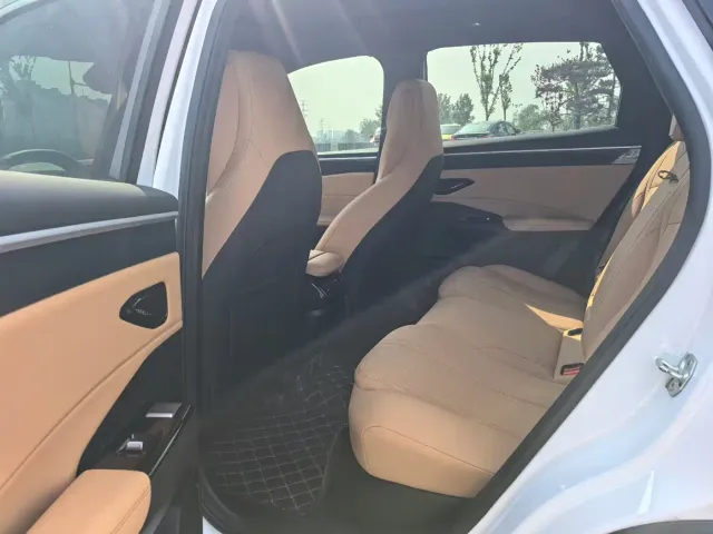 Geely Galaxy L7 — Фото автомобиля 5