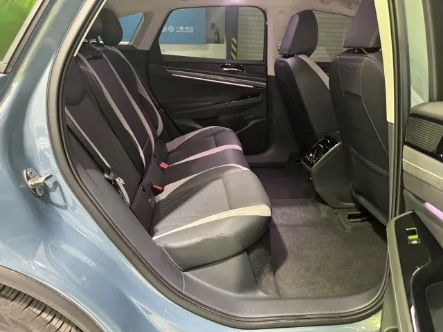 Volkswagen ID.7 Vizzion — Фото автомобиля 9