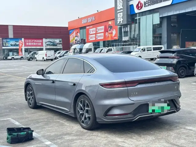 BYD Han — Фото автомобиля 8