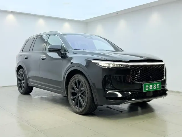 Li Auto Li ONE 2021 Extended Range 6-Seater — Фото автомобиля 3