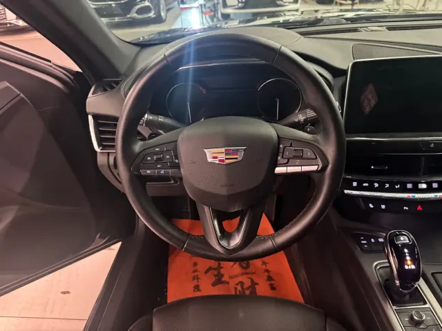 Cadillac CT5 — Фото автомобиля 7