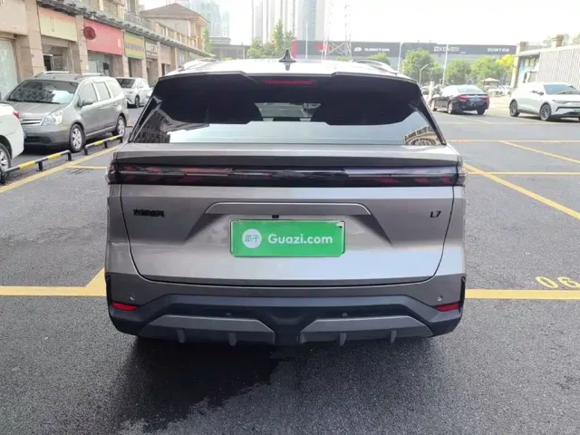 Geely Galaxy L7 — Фото автомобиля 5