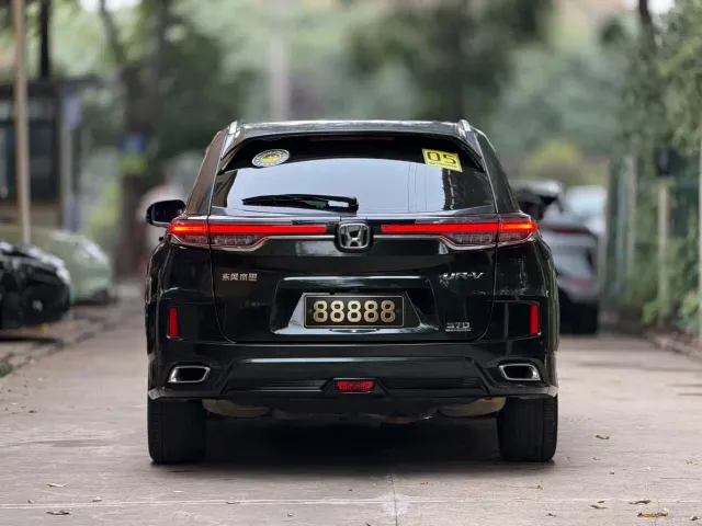 Honda UR-V — Фото автомобиля 5