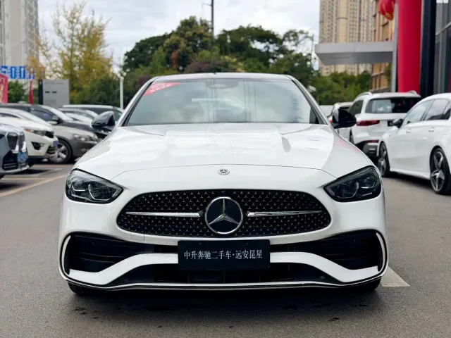 Mercedes-Benz C-Class — Фото автомобиля 2