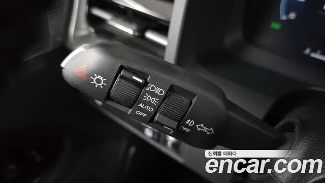 KG_Mobility_Ssangyong Rexton Новый Rexton Sport Дизель 2.2 4WD — Фото автомобиля 27