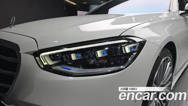 Mercedes-Benz S-Class — Фото автомобиля 5