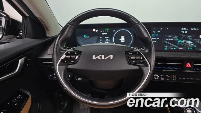 Kia EV6 — Фото автомобиля 12