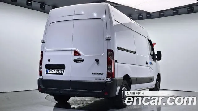 Renault Korea Master — Фото автомобиля 2