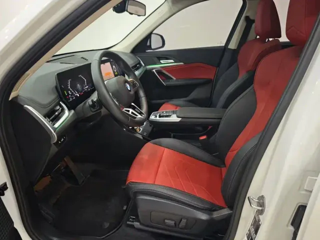 BMW X1 — Фото автомобиля 14