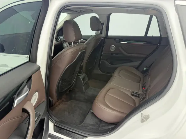 BMW X1 — Фото автомобиля 14