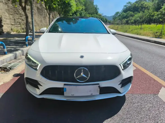 Mercedes-Benz A-Class — Фото автомобиля 2
