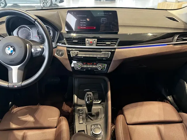 BMW X1 — Фото автомобиля 5