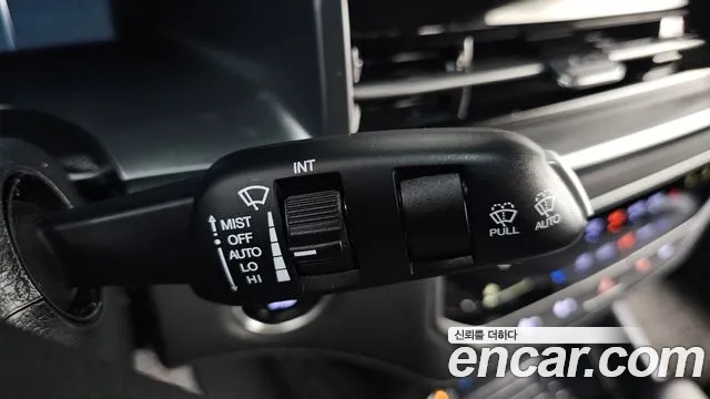 KG_Mobility_Ssangyong Rexton Новый Rexton Sport Дизель 2.2 4WD — Фото автомобиля 30