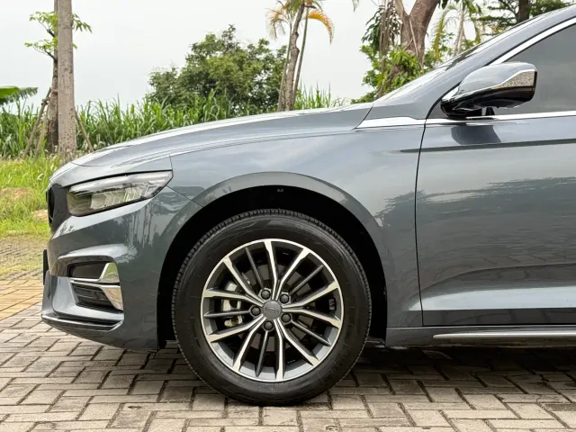 Geely Xingrui — Фото автомобиля 13