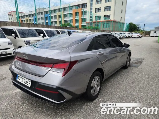 Hyundai AVANTE Новый Avante (CN7) — Фото автомобиля 6