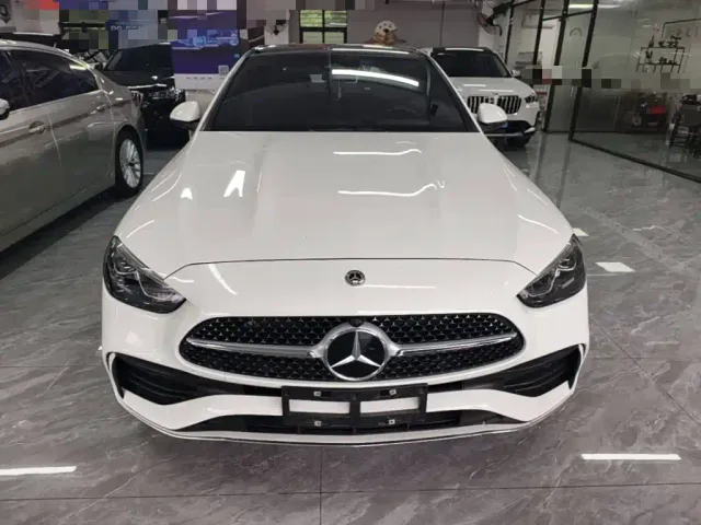Mercedes-Benz C-Class — Фото автомобиля 2