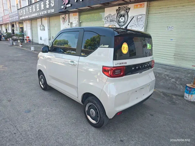Wuling Hongguang Mini EV — Фото автомобиля 4