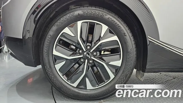 Kia EV6 — Фото автомобиля 4