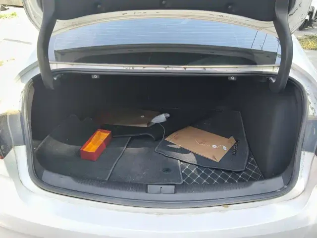 Buick Regal — Фото автомобиля 4