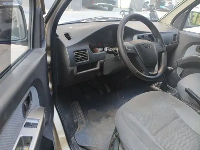 Wuling Rongguang — Фото автомобиля 12