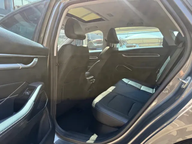 Geely Emgrand — Фото автомобиля 10