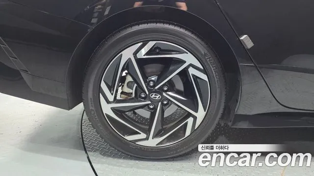 Hyundai Sonata Inspiration — Фото автомобиля 2