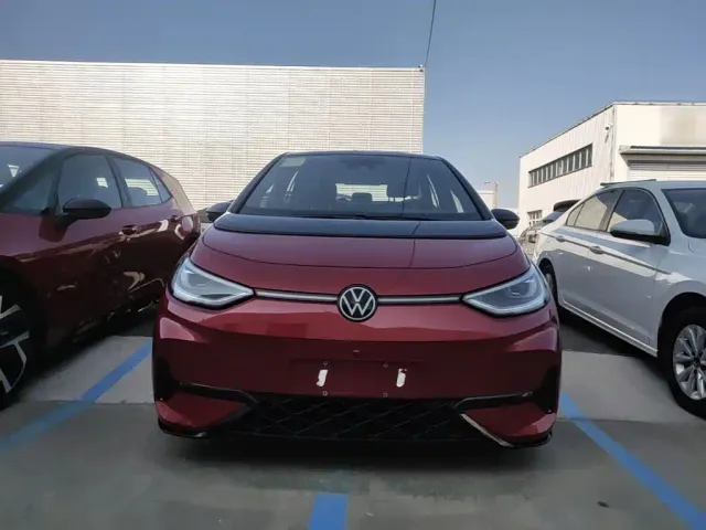 Volkswagen ID.3 — Фото автомобиля 2