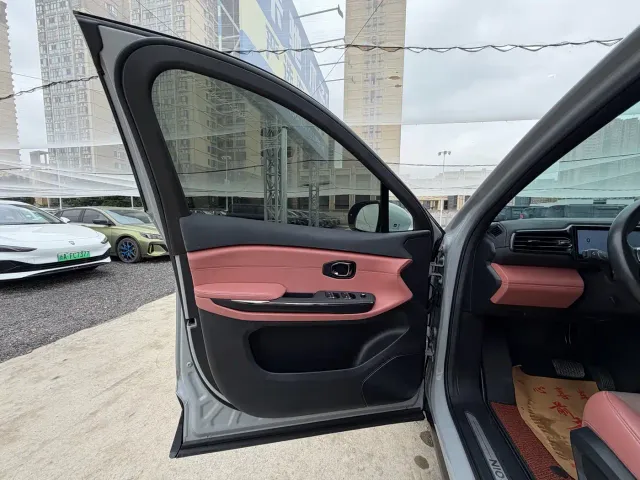 Nio EC6 — Фото автомобиля 15