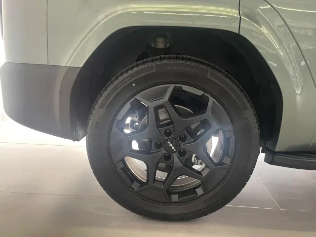 BYD FangChengBao Titanium 7 — Фото автомобиля 30