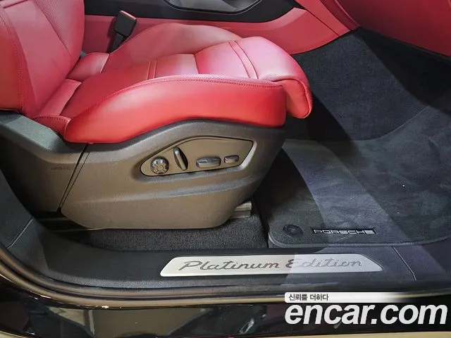 Porsche Cayenne — Фото автомобиля 14