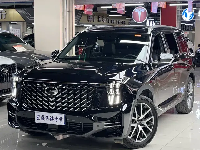 Фотография автомобиля — GAC Trumpchi GS8