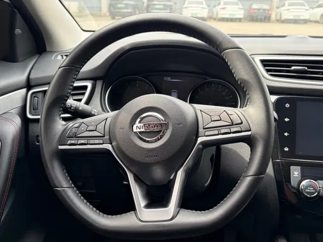Nissan Qashqai — Фото автомобиля 14