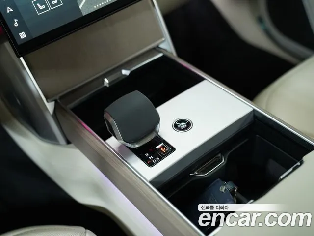 Land Rover Range Rover — Фото автомобиля 17