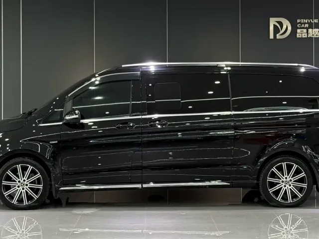 Mercedes-Benz V-Class — Фото автомобиля 3
